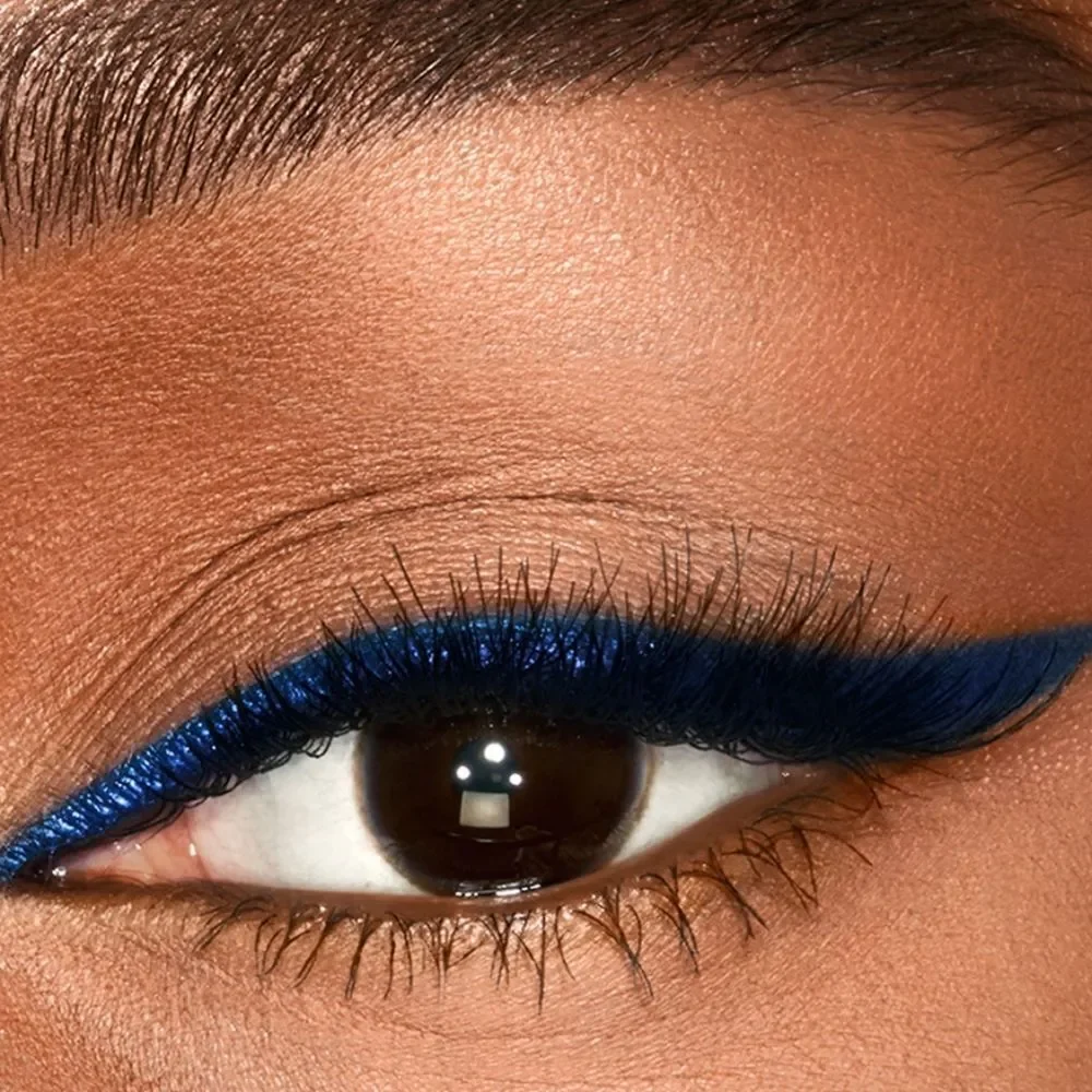 Too Faced Gel Eye Liner in Killer Saphire (Dark Blue)